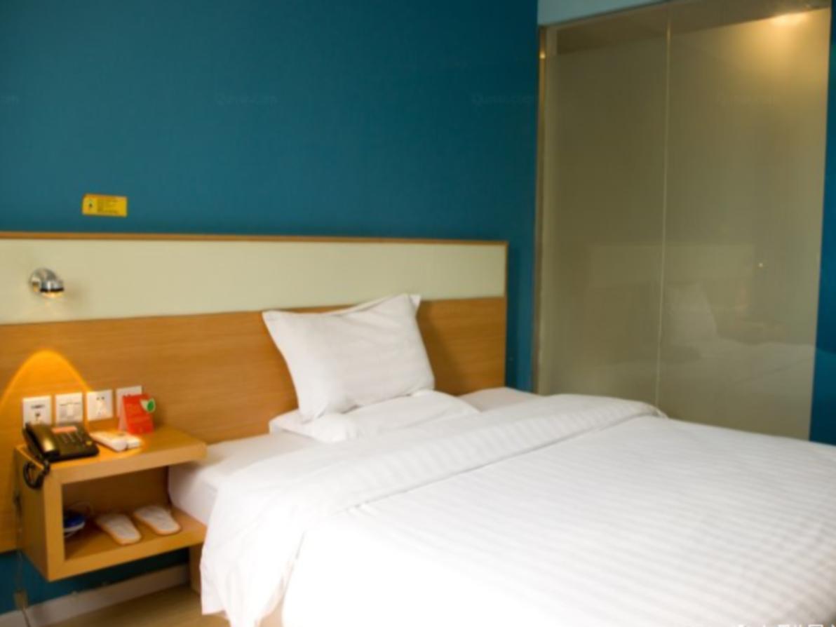 7 Days Inn Guangzhou Jiangnanxi Metro Branch Exterior foto
